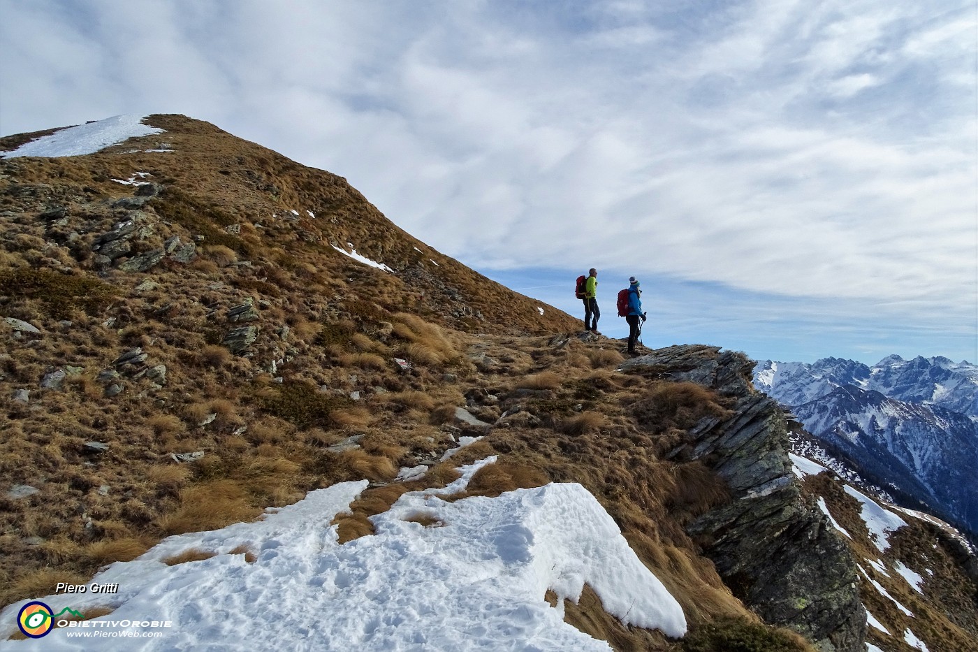 45 Sulla cresta tra Passo e Cima di Lemma.JPG